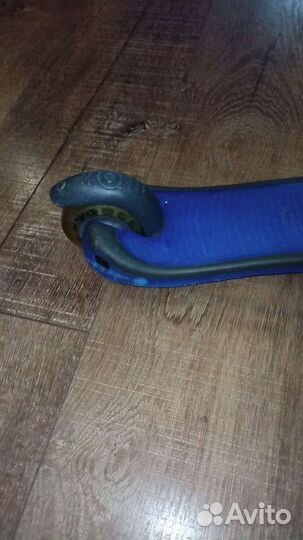 Самокат трехколесный globber