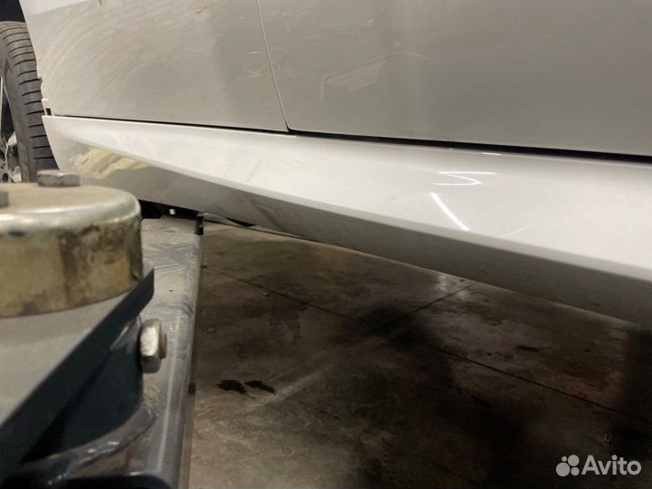 Накладка порога правая Bmw X5 G05 LCI B57D30B 2023