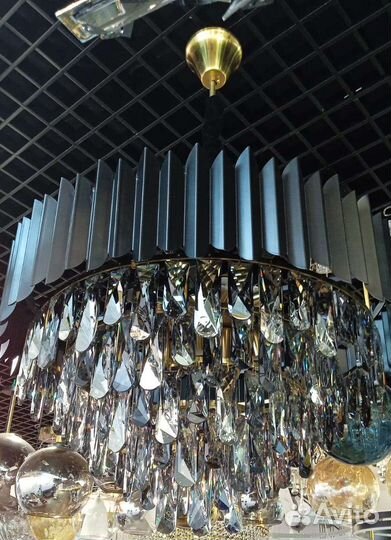Люстра подвесная хрустальная. Люстра черная