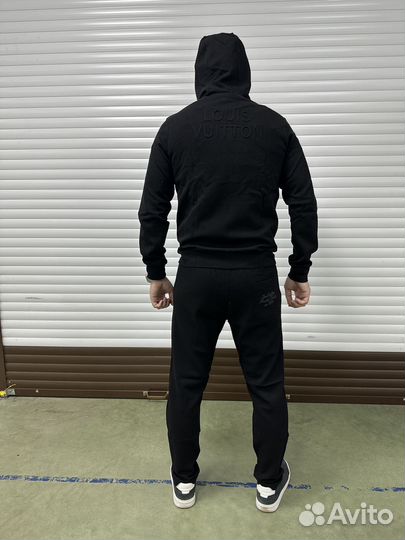 Спортивный костюм Louis Vuitton