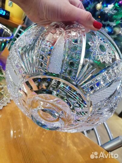 Ваза хрустальная