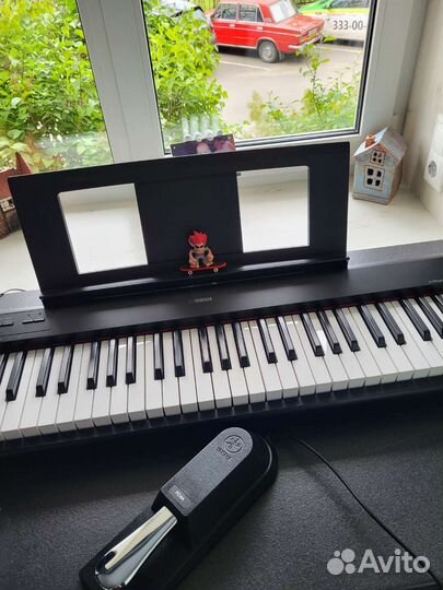 Цифровое пианино yamaha np 12 b и педаль yamaha