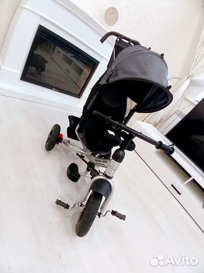 Прогулочная коляска велосипед с надувными колесами