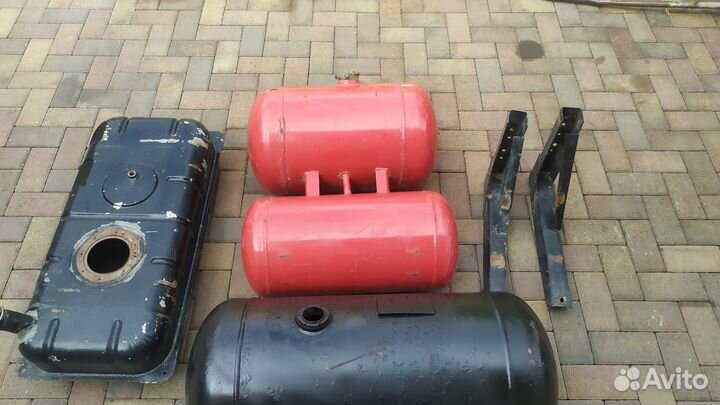 Баллоны и бак на газель