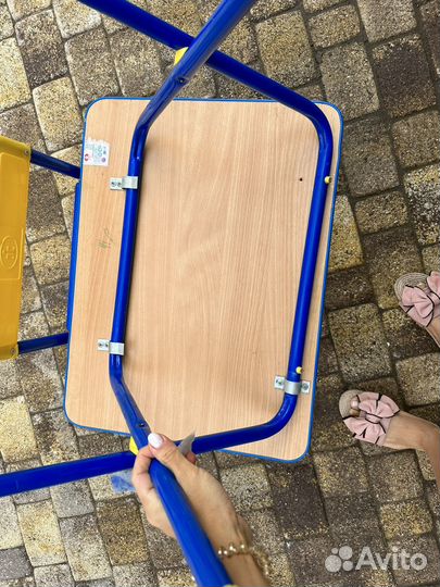 Детский стол и стул. Парта детская