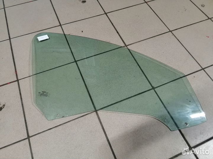 Стекло переднее правое Пежо 206 седан. Оригинал. Б
