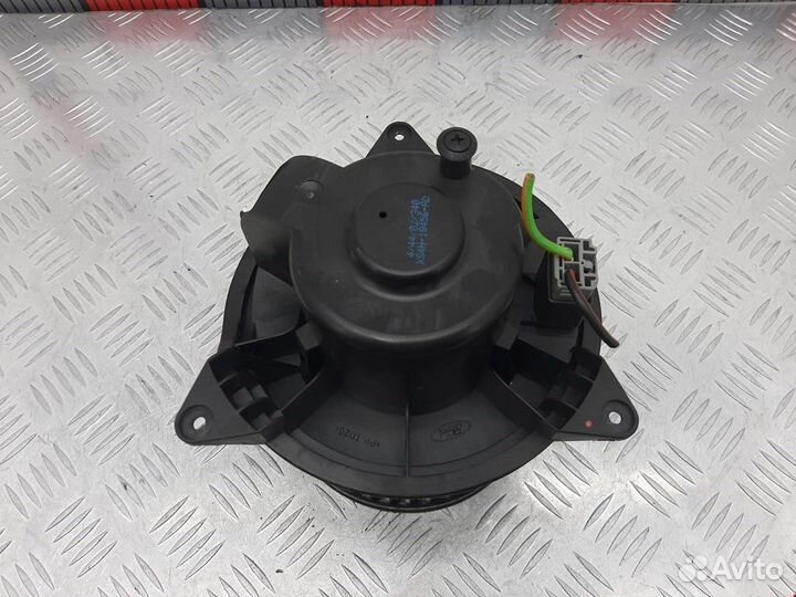 Моторчик печки Ford Focus 2000 1111936