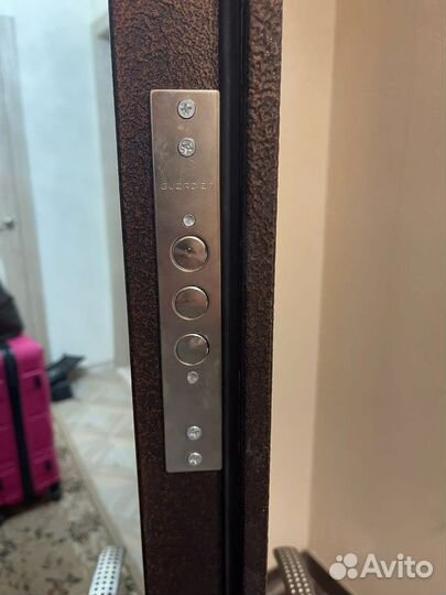 Вскрытие, замена, врезка и ремонт замков