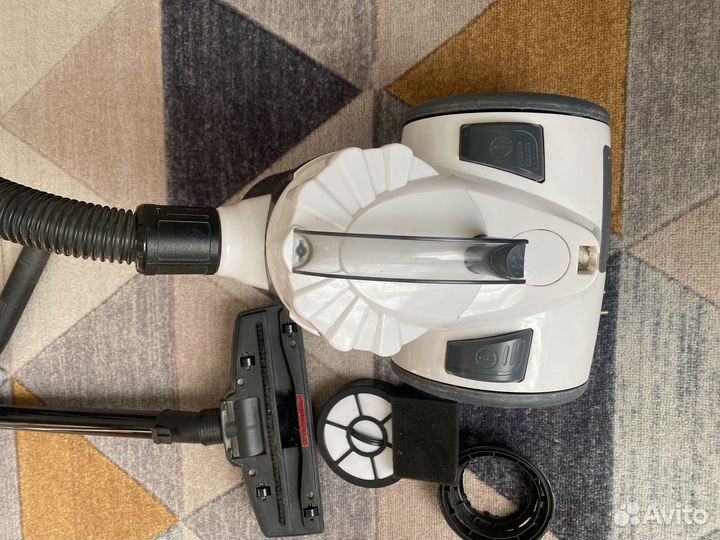 Пылесос supra 1600 w