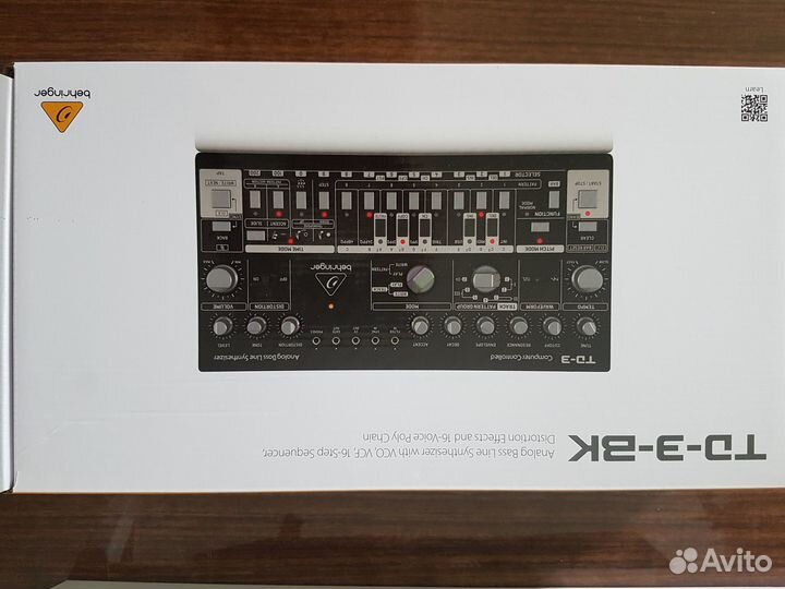 Аналоговый басовый синтезатор Behringer TD-3-BK