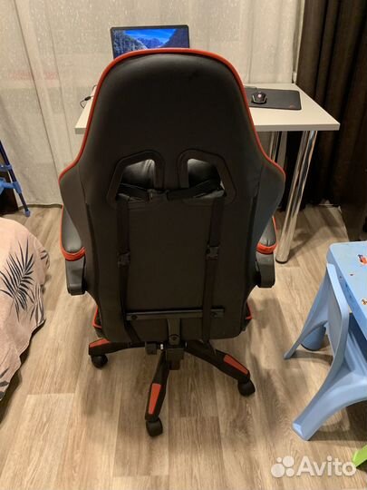 Продается ноутбук asus + игровое кресло Defender)