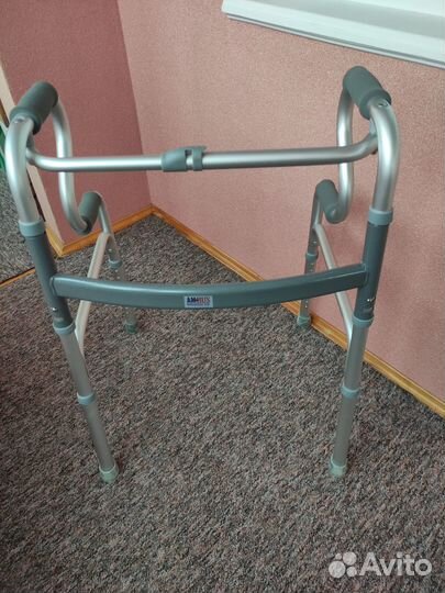 Опора-ходунки Amrus AMW1B77 шагающие двухуровневые