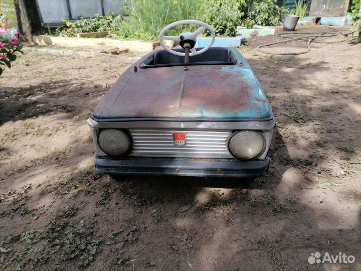 Детская педальная машина СССР