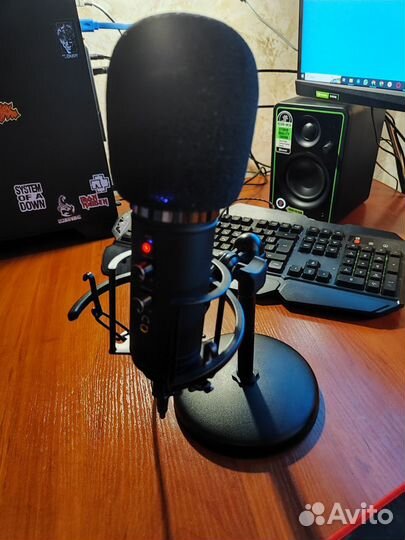 Конденсаторный микрофон Trust GXT 256 Exxo