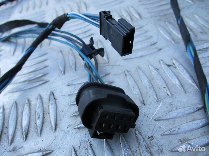 Проводка задней двери Volkswagen Crafter 2011г