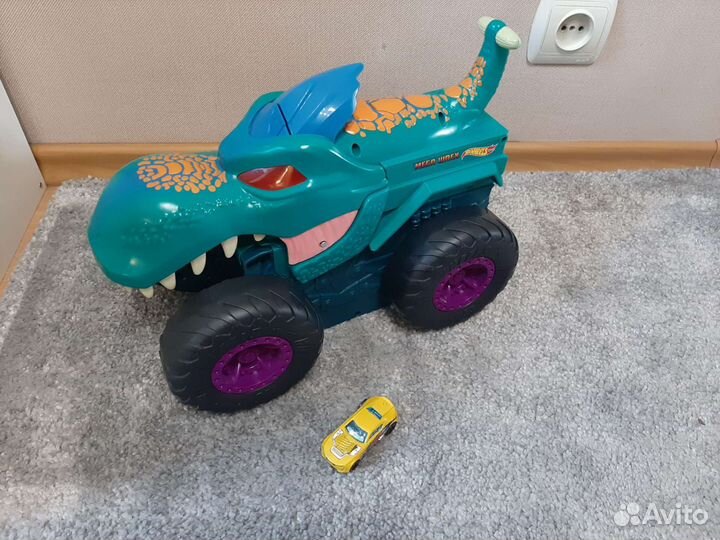 Hot wheels игрушки