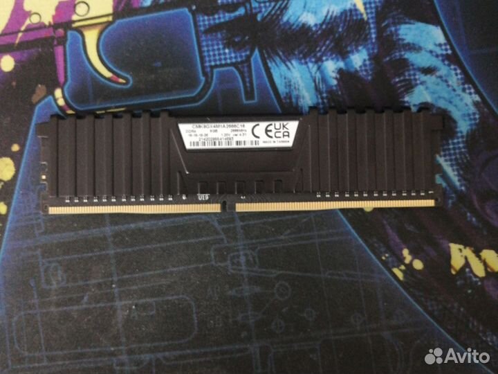 Оперативная память ddr4 две по 8G, 2666MHz