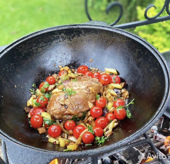 Казан чyгунный 8л крyглое дно