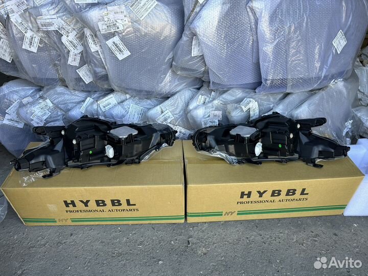 Передние фары в сборе ToyotaCamry 70/75