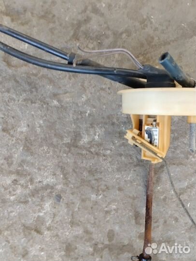 Датчик уровня топлива Volkswagen Passat B2