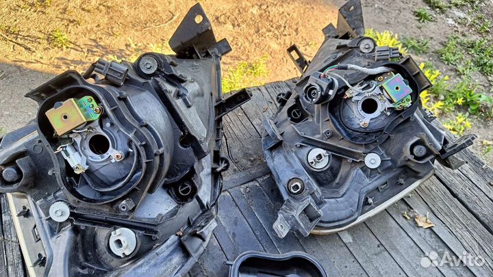 Фара на Honda stream