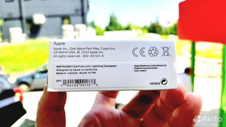 Наушники Apple EarPods Lightning