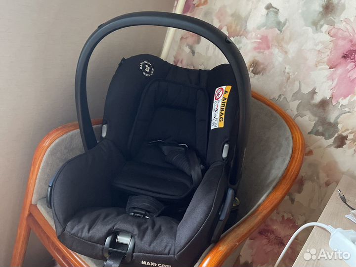 Автолюлька maxi cosi от 0