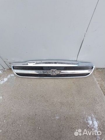 Chevrolet Lanos решотка радиатора