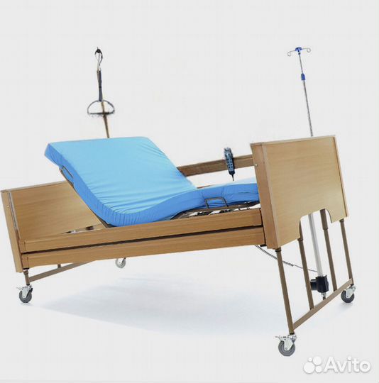 Медицинская кровать для инвалидов