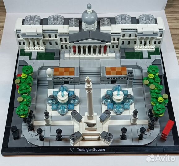 Лего architecture Trafalgar Square 21045
