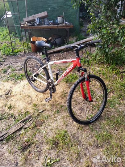 Велосипед трек 3700