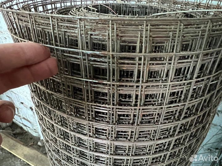 Лист стальной рифленый