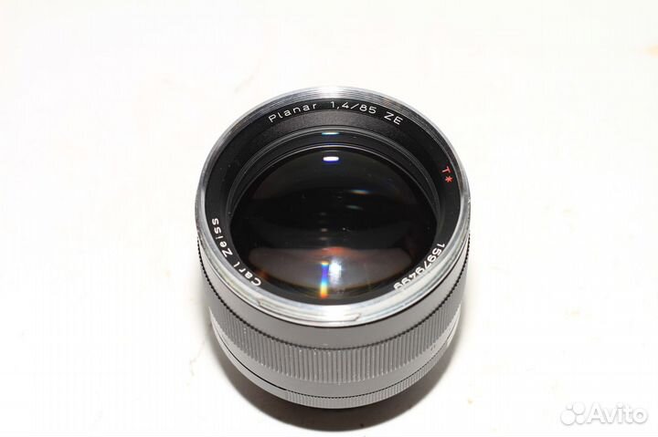 Carl Zeiss Planar 1,4/85 ZE T*