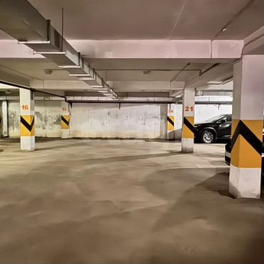 Машиноместо, 17 м²