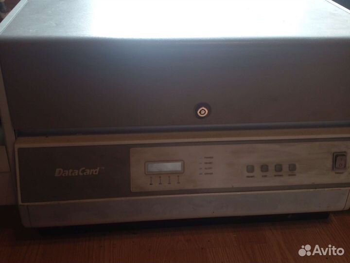 Эмбоссер Datacard 450