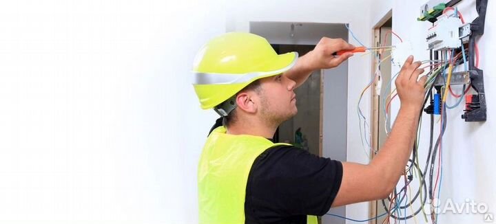 Помощник электрика