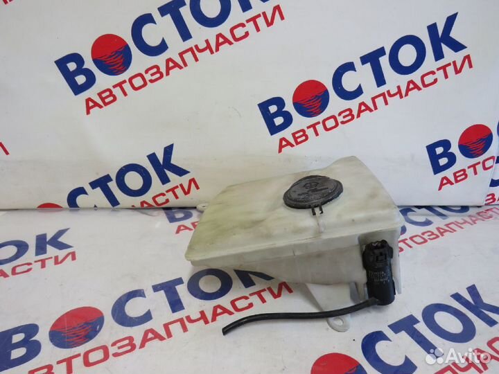 Бачок омывателя toyota chaser GX90, JZX90, JZX91