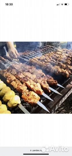 Повар мангальщик шашлычник