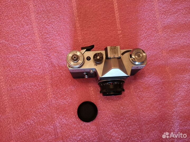 Плёночный фотоаппарат Zenit-e