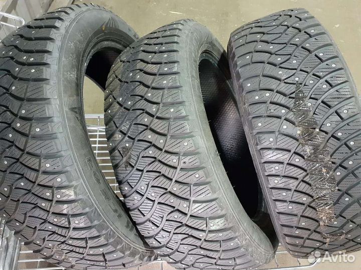 Dunlop GrandTrek Ice 03 235/55 R19 105T