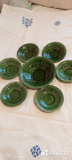 Набор посуды казачий. Блюдо и 6 тарелок