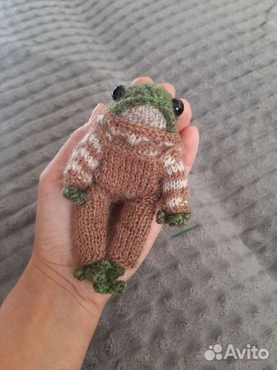 Лягушка Лягушонок вязаная