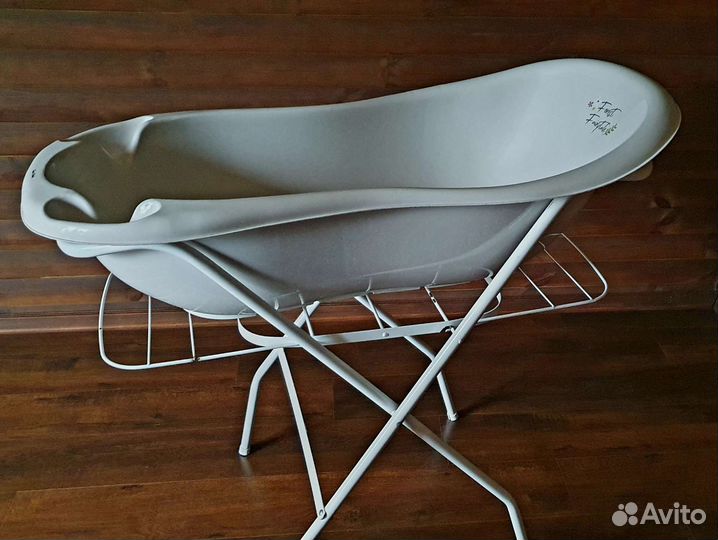 Подставка под ванну