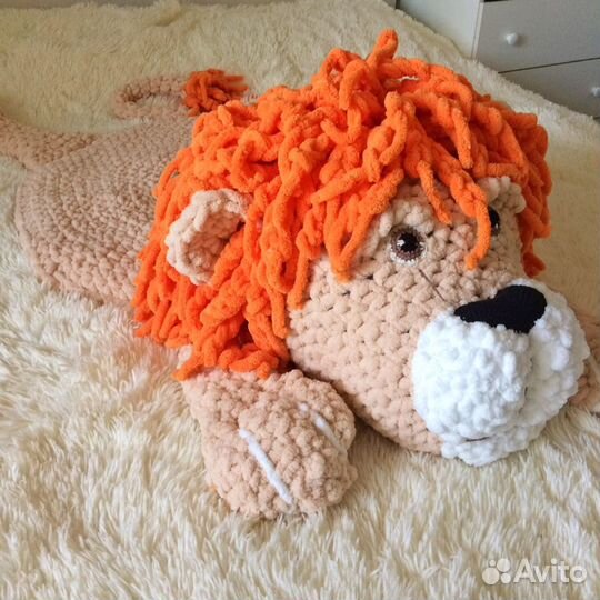 Детский вязаный коврик Лев Леонард