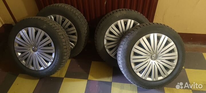 Комплект зимних колес R15 на Фольксваген поло