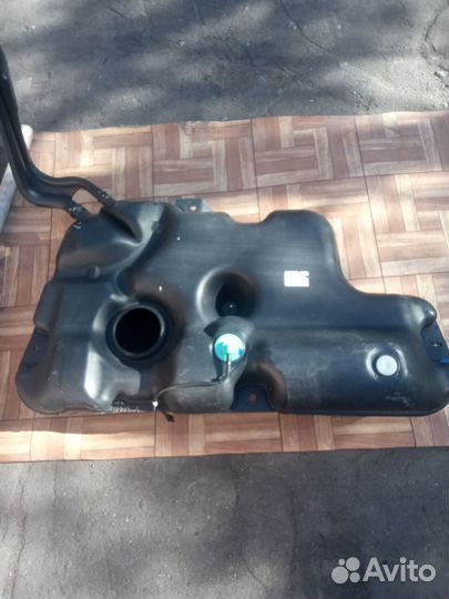 Топливный бак Renault Sandero-Stepway2