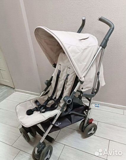 Коляска прогулочная