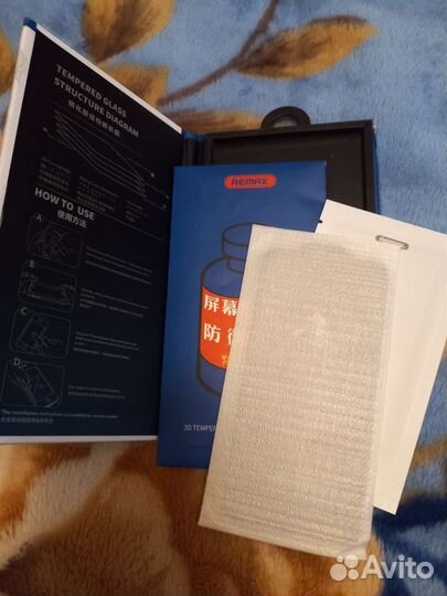 Стекло на iPhone