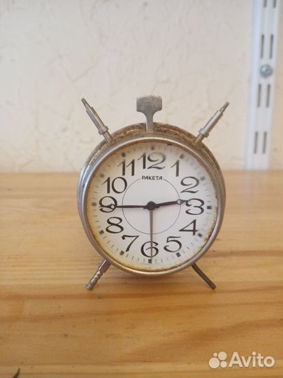 Будильник СССР, часы советские. Лот 42