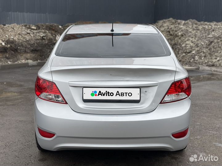 Hyundai Solaris 1.6 МТ, 2014, 173 145 км